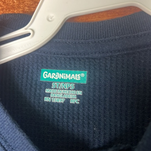 Garanimals Toddler Boy 5T Waffle Knit Henley Navy, EUC - Picture 3 of 4